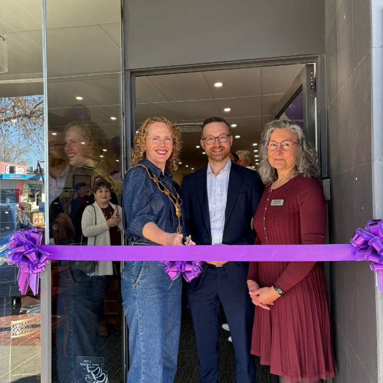 Doncare Opens New Op Shop at Macedon Road